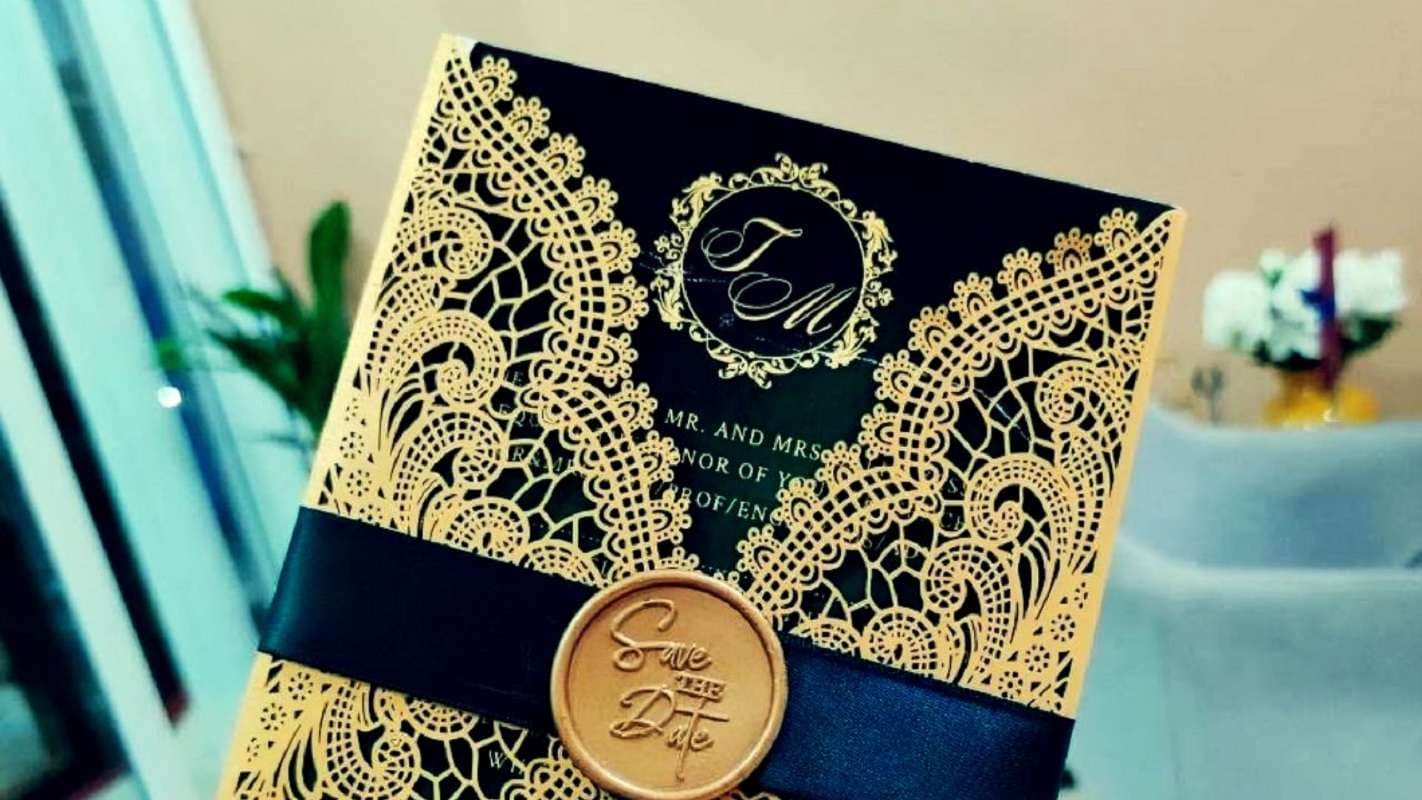 Bihar News: बिहार में प्रिंटेड शादी कार्ड का चलन हुआ कम, बढ़ा व्हाट्सएप पर डिजिटल कार्ड भेजने का क्रेज