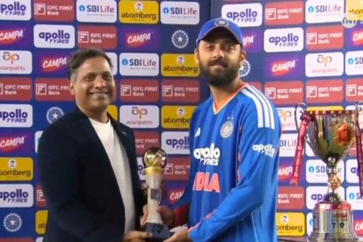 मैं अपने इस सम्मान को… वरुण चक्रवर्ती ने अपना प्लेयर ऑफ द सीरीज अवॉर्ड इसको समर्पित किया