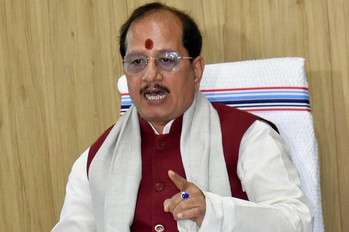 Bihar Bhumi: 'अगली बार थर-थर कांपने का भी समय नहीं मिलेगा', विजय सिन्हा ने बिहार के CO और DCLR को दिया 15 दिनों का अल्टीमेटम