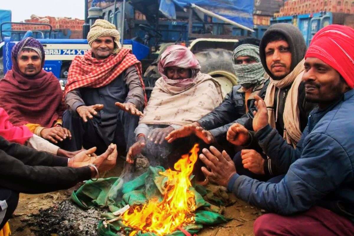 झारखंड को झेलना होगा सर्दी का सितम, 10 डिग्री की गिरावट के बाद इतना बढ़ा पारा, जानें कैसा रहेगा आज का मौसम