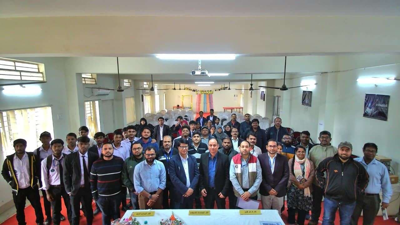 East Singhbhum News : ड्रोन टेक्नोलॉजी पर हुई कार्यशाला