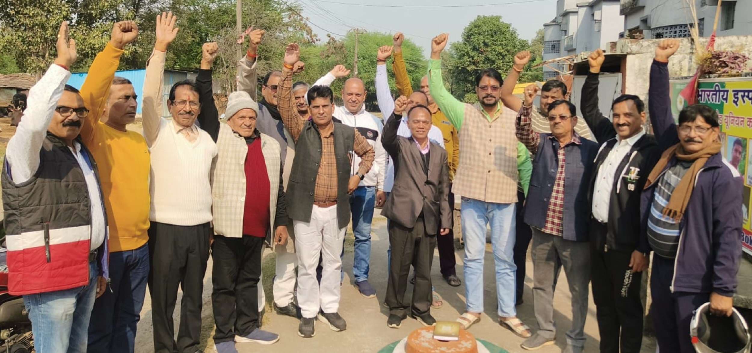 Bokaro News : लापता लैब टैक्निशियन की खोज के लिए धरना पर बैठेगा ब्रह्मर्षि परिवार