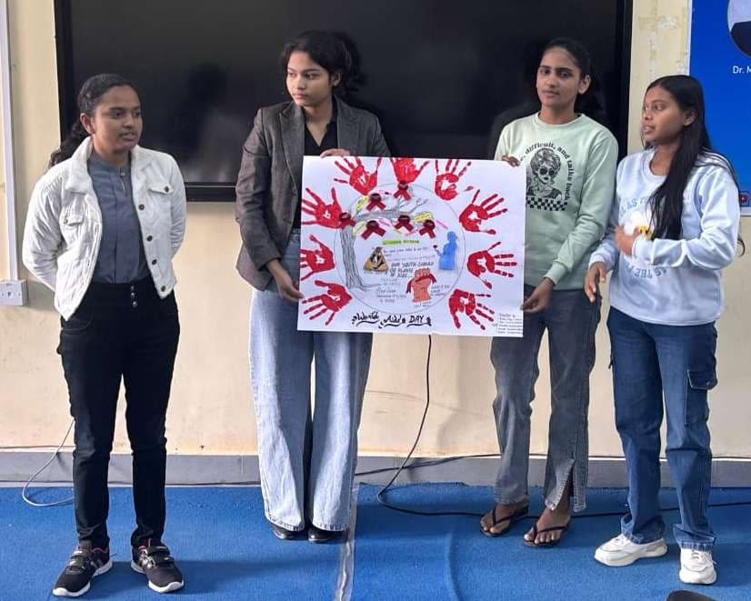 एड्स को ले जागरूकता व सहयोग के संदेशों को कलात्मक रूप में किया प्रस्तुत