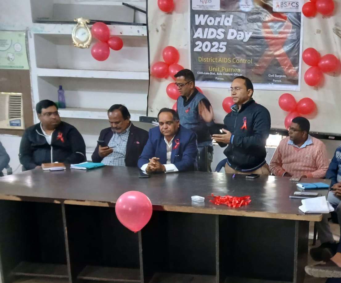 समय पर जांच, नियमित उपचार से स्वस्थ व सुरक्षित रह सकते हैं एड्स ग्रसित व्यक्ति