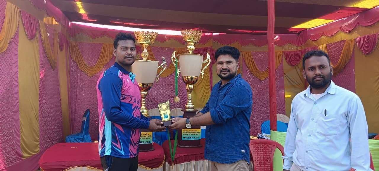 राजीव-ज्ञानदीप मेमोरियल क्रिकेट टूर्नामेंट का शुभारंभ