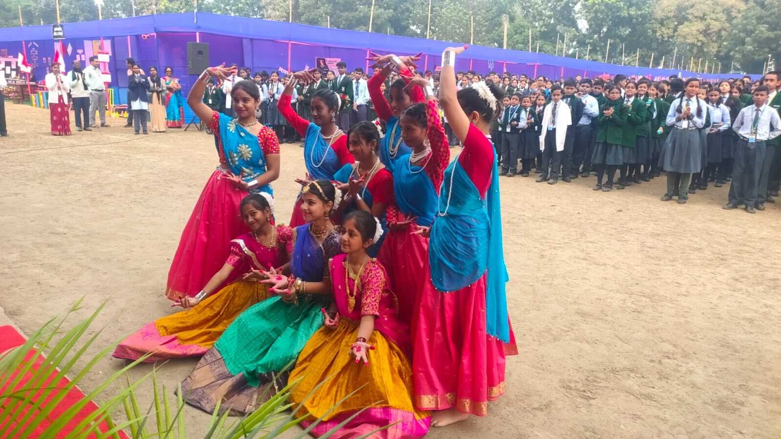 रचनात्मकता और नवाचार से भरपूर मॉडल बना आकर्षण