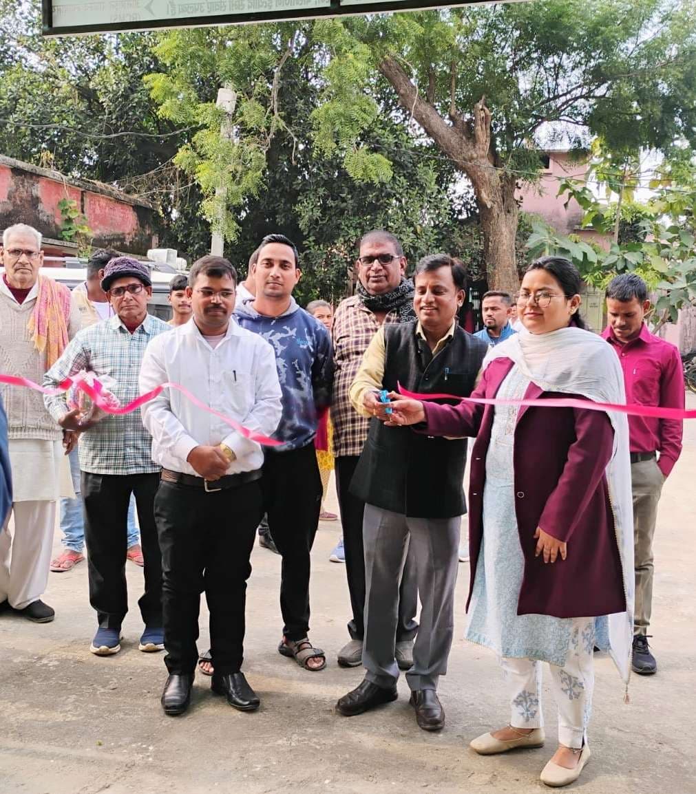 गिद्धौर प्रखंड सह अंचल कार्यालय में वीएलई काउंटर का शुभारंभ