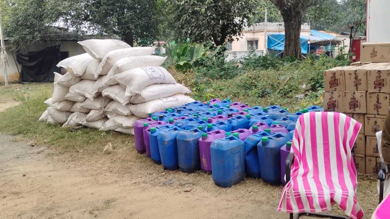 बिहार भेजी जा रही 225 पेटी अवैध नकली शराब बरामद, चार गिरफ्तार