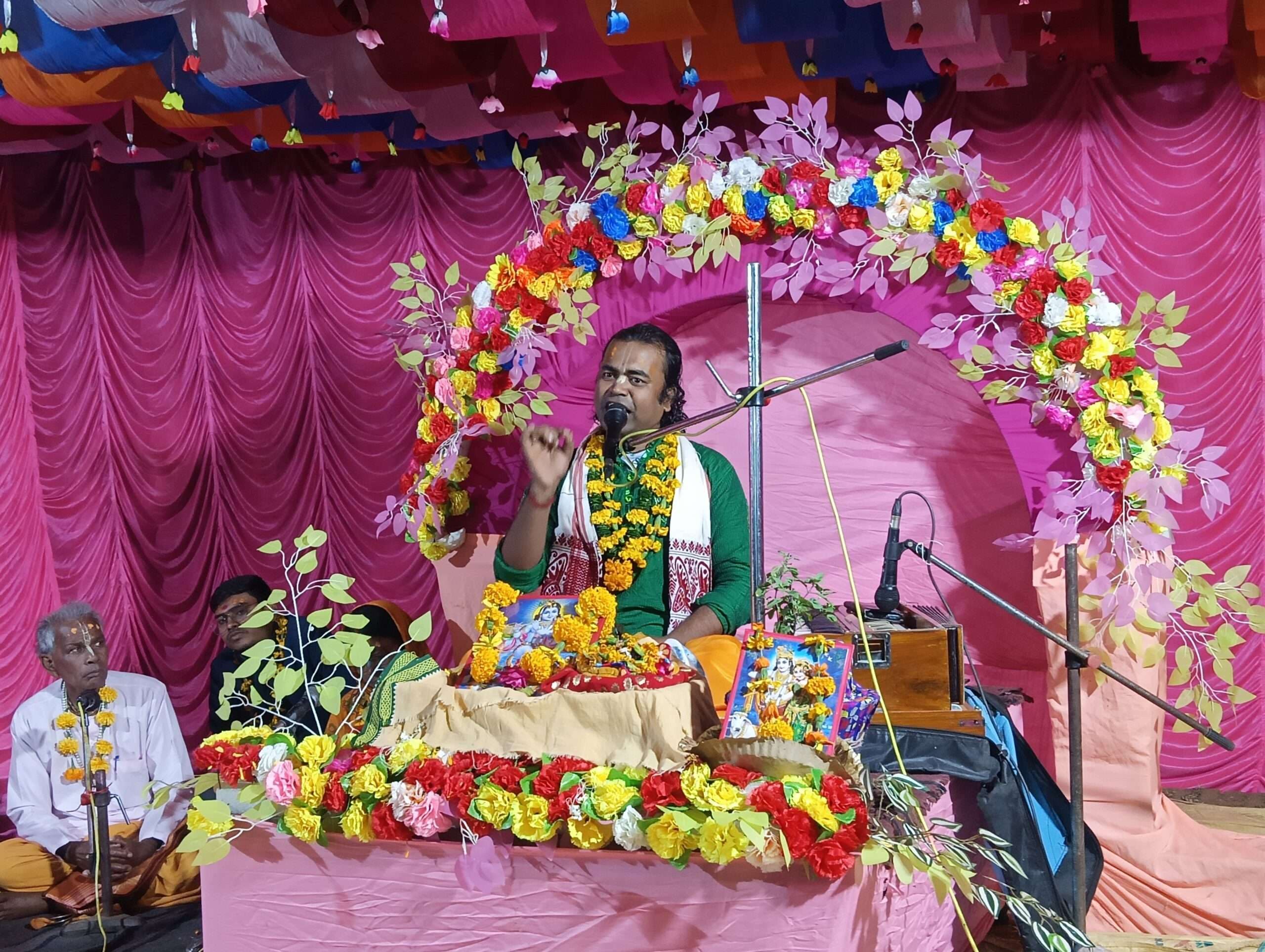 कथावाचक ने भगवान कृष्ण-सुदामा मिलन का किया वर्णन