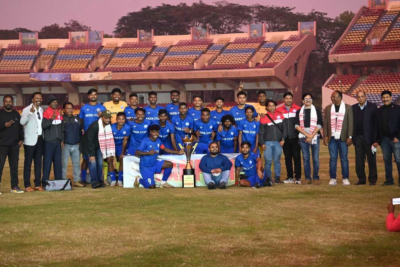 Jamshedpur football team won senior inter district championship : गोड्डा को हराकर जमशेदपुर की टीम बनी चैंपियन