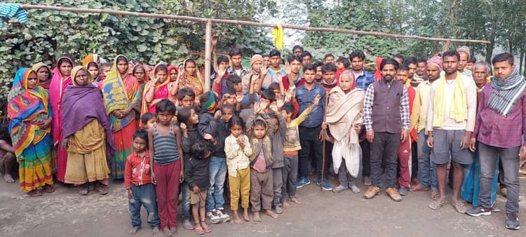 राजेश्वरी पूर्वी पंचायत के महादलित बस्ती में सड़क निर्माण की जगी उम्मीद