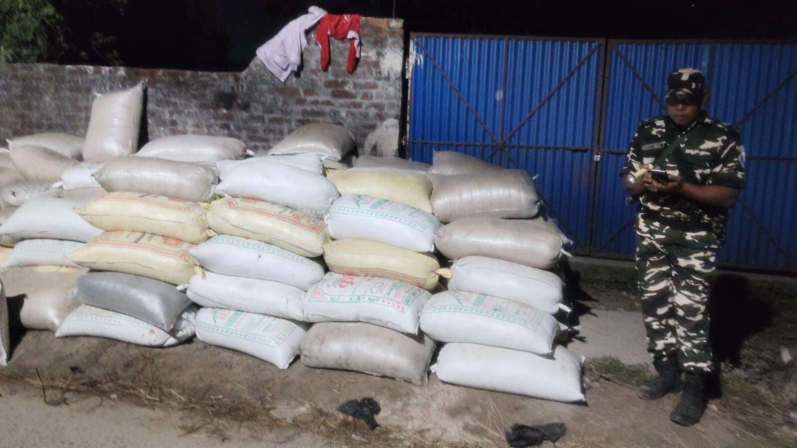 एसएसबी ने 133 बोरी रेगजीन स्क्रैप किया जब्त