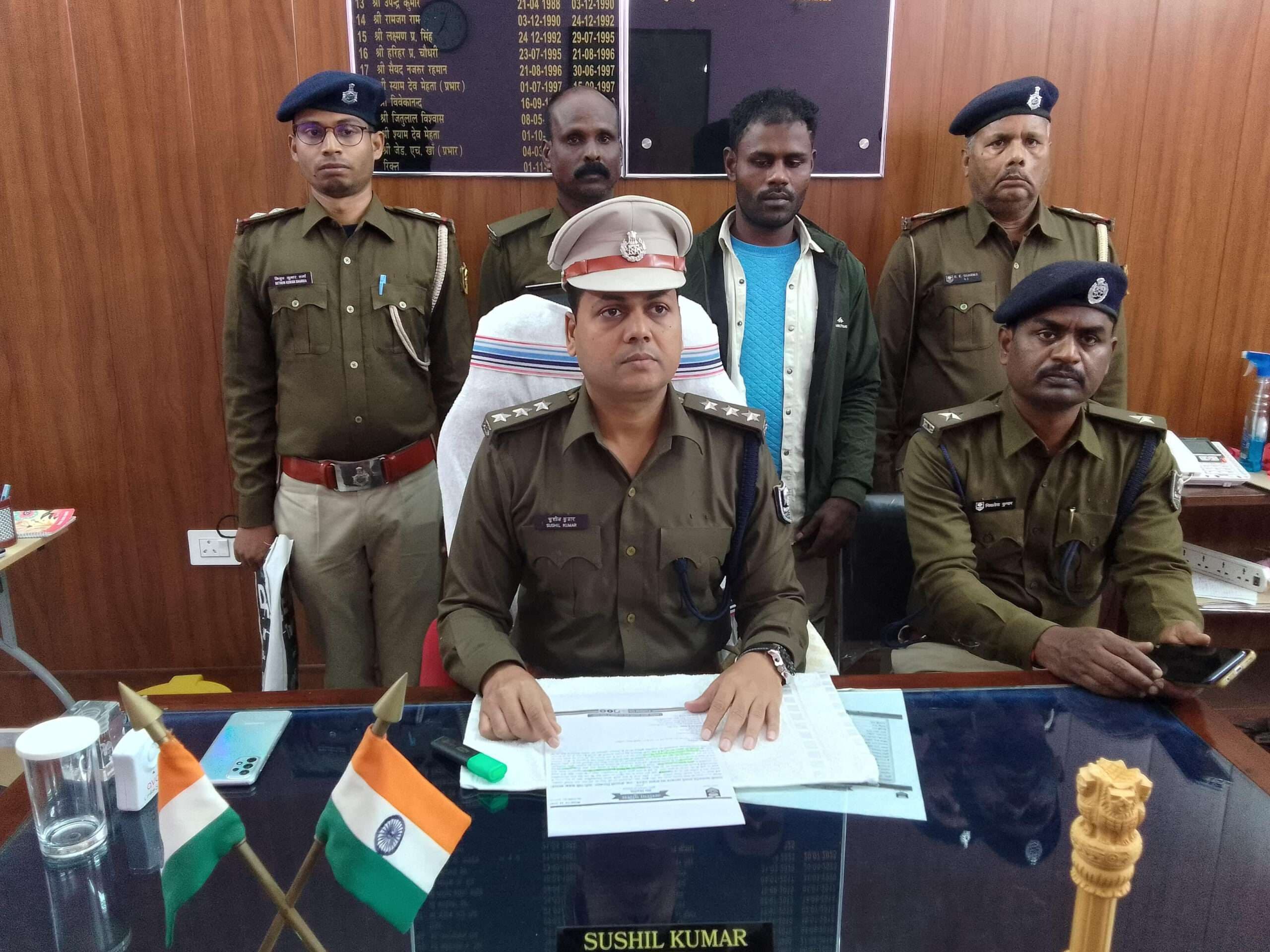 बाइक लूटकांड में संलिप्त एक बदमाश गिरफ्तार, मास्टर चाबी व लूटी गयी बाइक बरामद