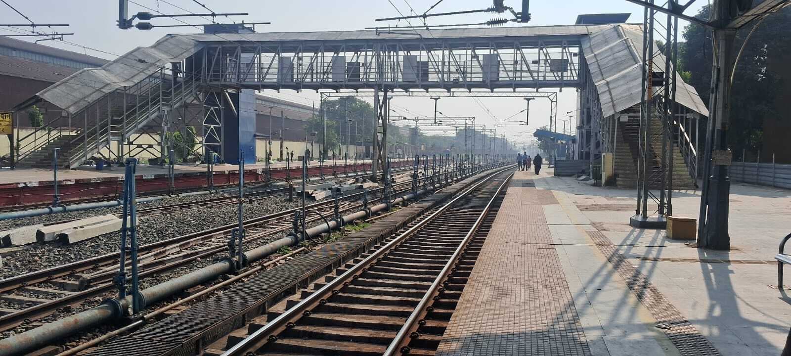 वर्तमान फुट ओवरब्रिज को तोड़कर बनेगा 12 मीटर चौड़ा नया फुट ओवरब्रिज