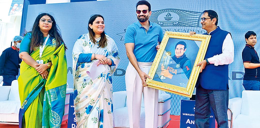 Begusarai News : बेगूसराय के बच्चों में प्रतिभा की कोई कमी नहीं : इरफान पठान