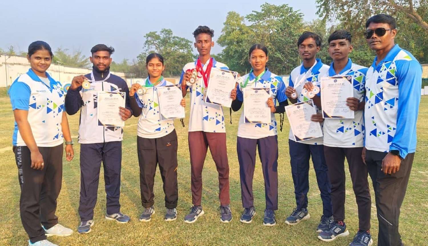 Bokaro News : वेदांता इएसएल आर्चरी अकादमी के खिलाड़ियों ने जीते 21 पदक
