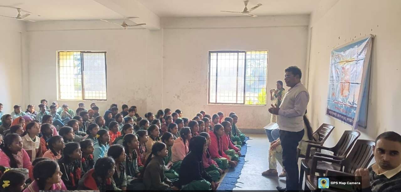 Seraikela Kharsawan News : चाइल्ड हेल्पलाइन 1098 का दिखाया लाइव डेमो