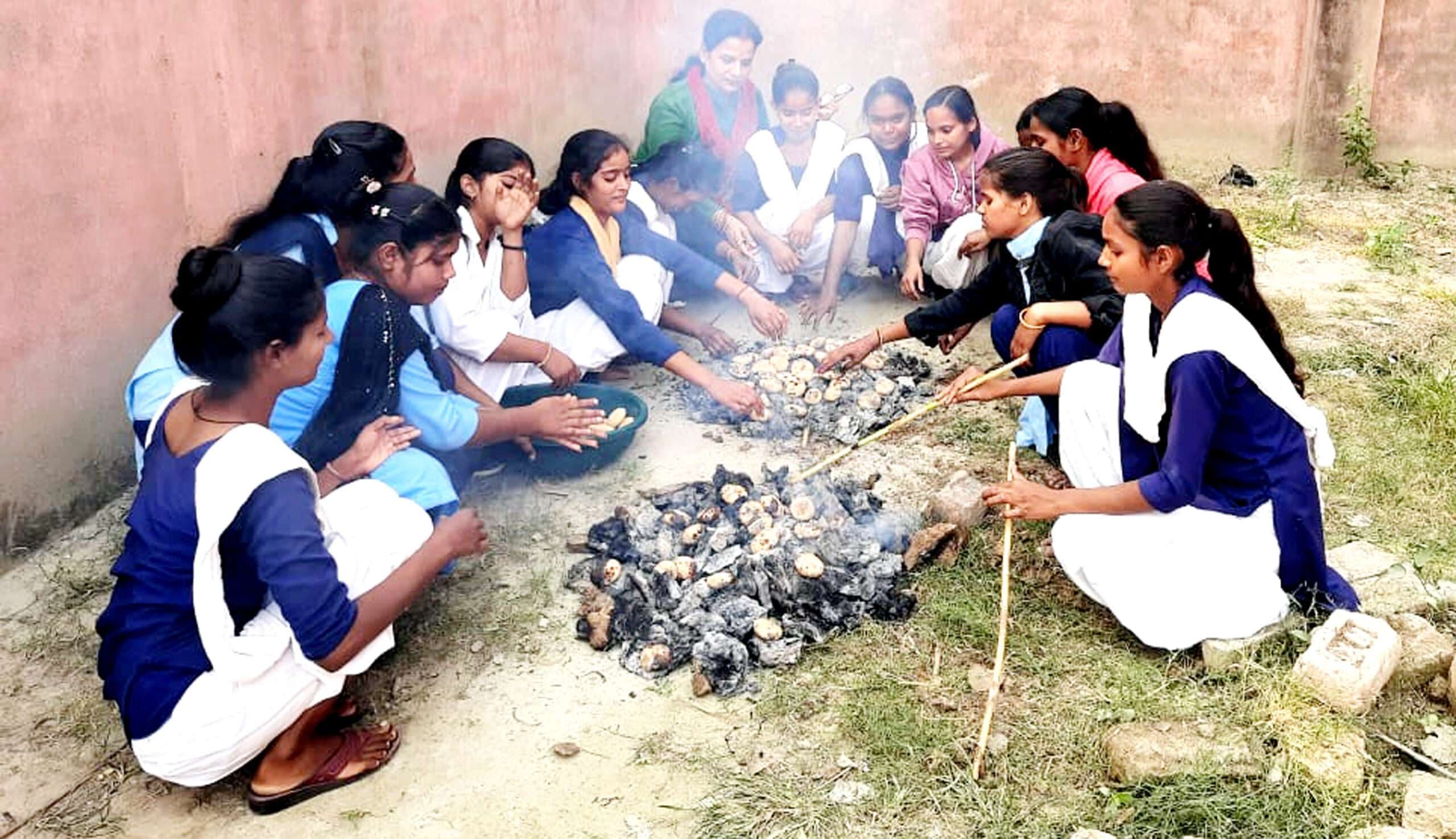 स्कूल की छात्राओं ने दिखाया देसी पाक कला का नमूना, बनाया पौष्टिक लिट्टी और चोखा