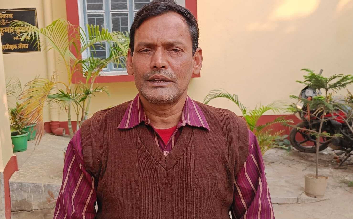 रजौन डाकघर से कपड़ा व्यवसायी का एक लाख लेकर भागा झपटमार