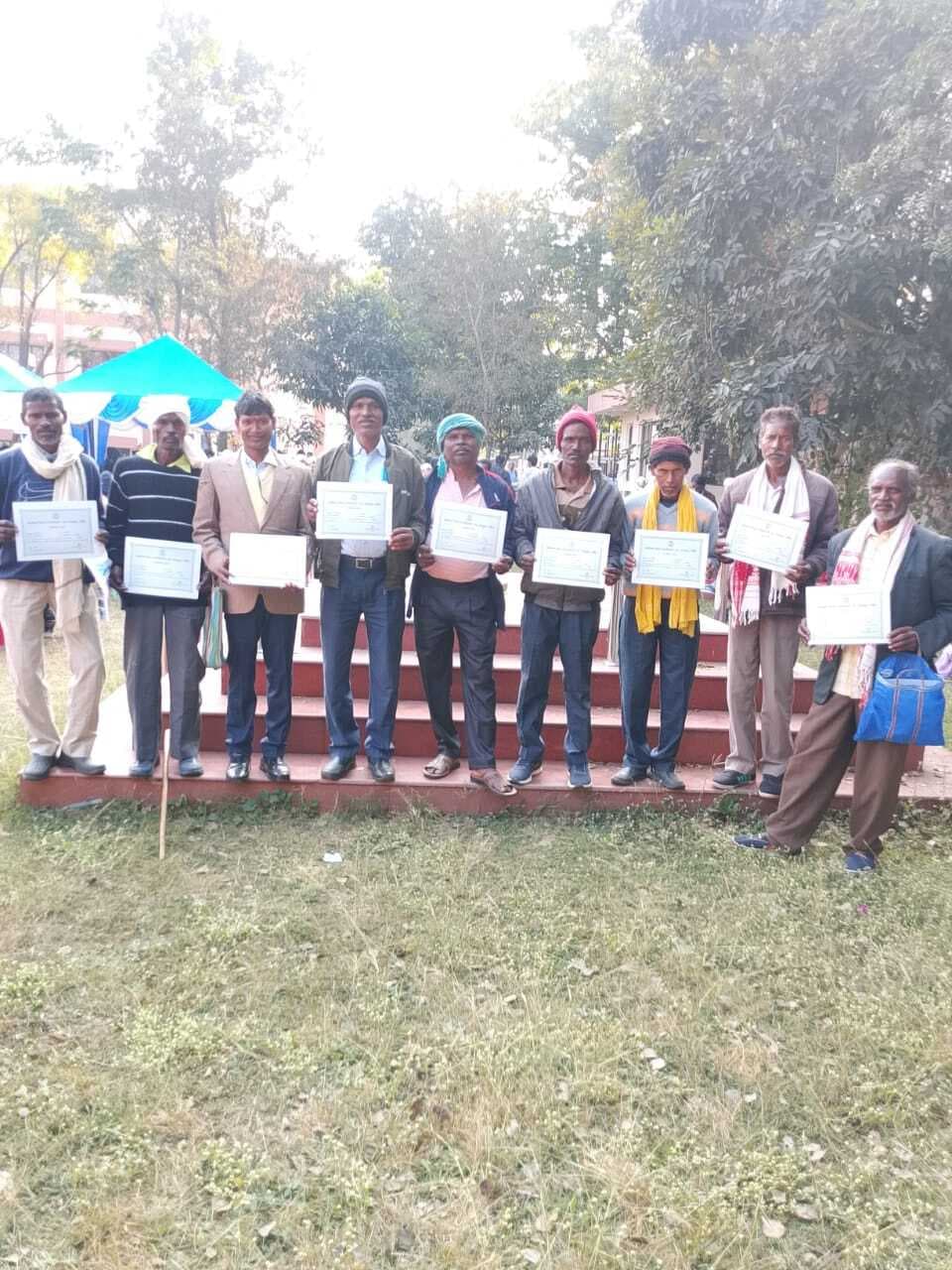 बेड़ो के झारखंड आंदोलनकारियों को मिला प्रमाण पत्र