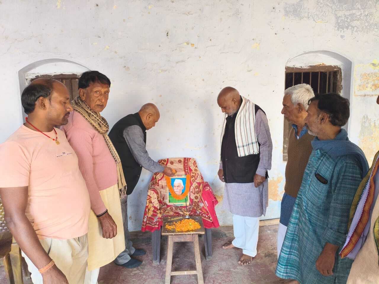 कांग्रेस नेताओं ने डॉ राजेंद्र प्रसाद को किया नमन