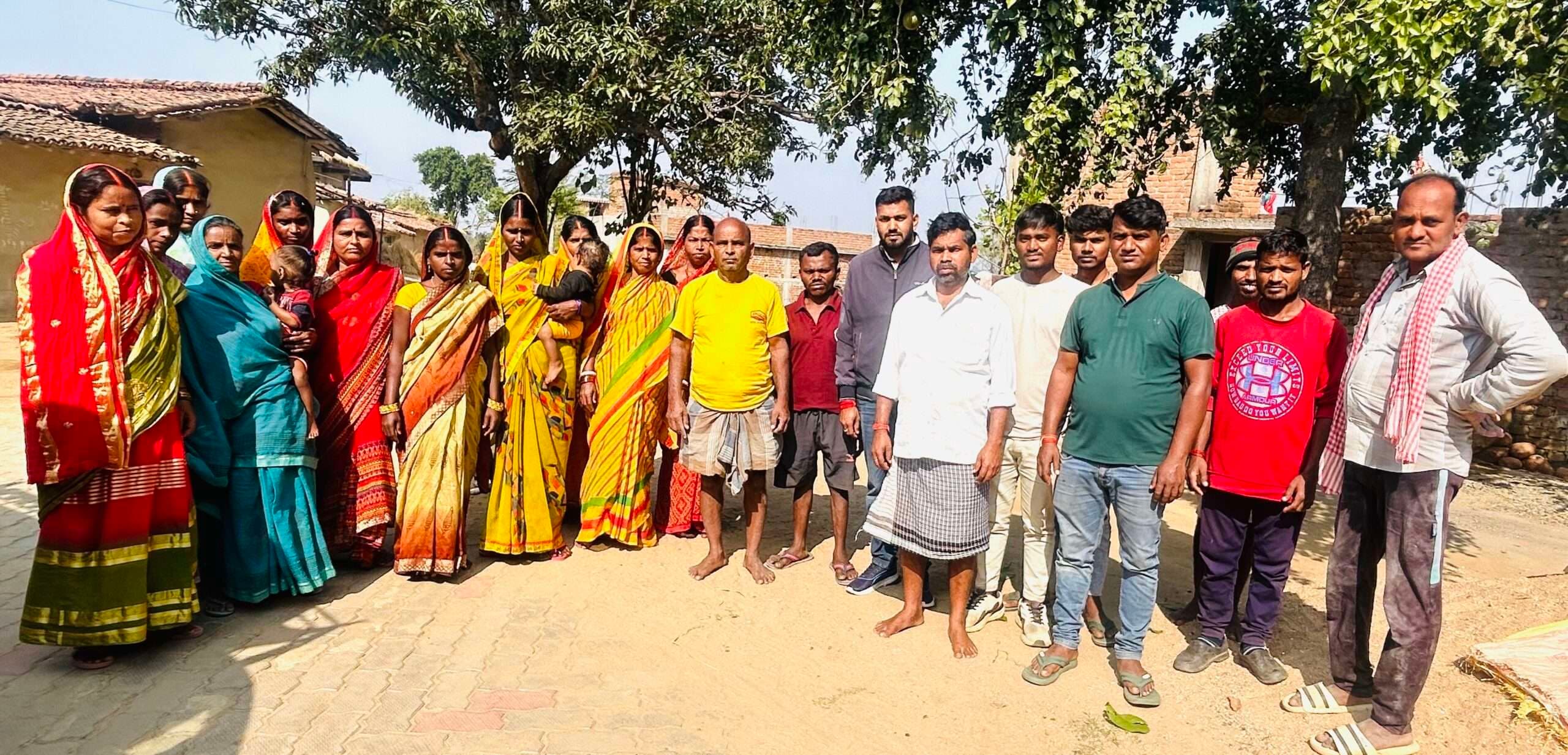 Giridih News: बुनियादी सुविधाओं से वंचित हैं अबरखा के ग्रामीण