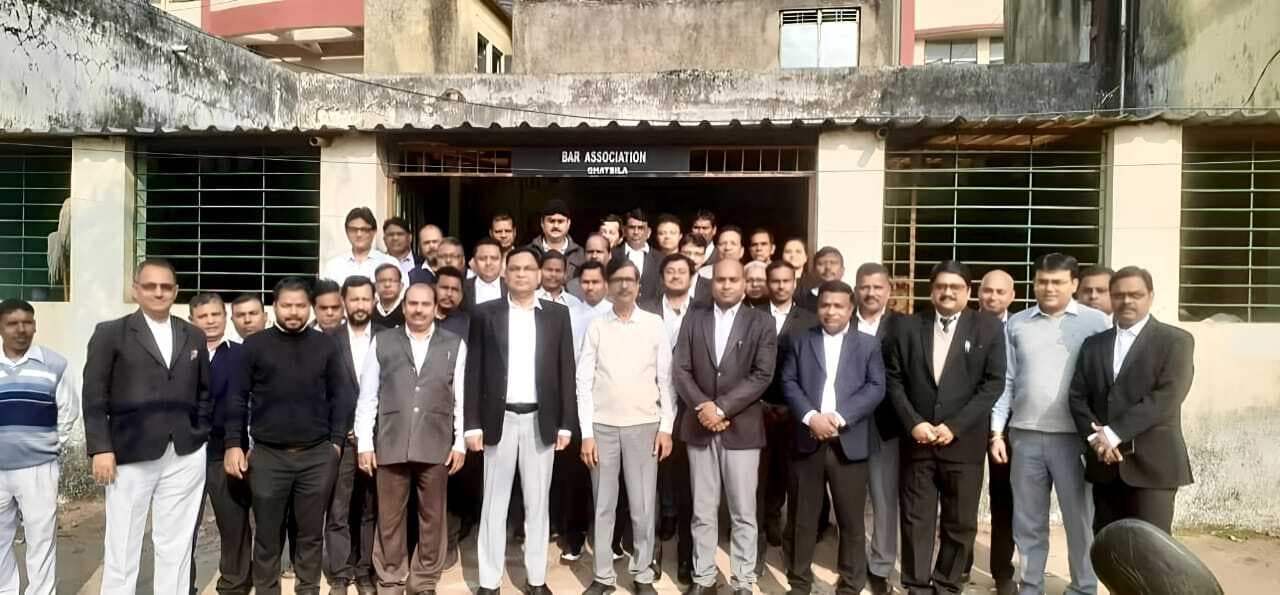 East Singhbhum News : अधिवक्ता दिवस न्याय व्यवस्था की मजबूती का प्रतीक : एडीजे