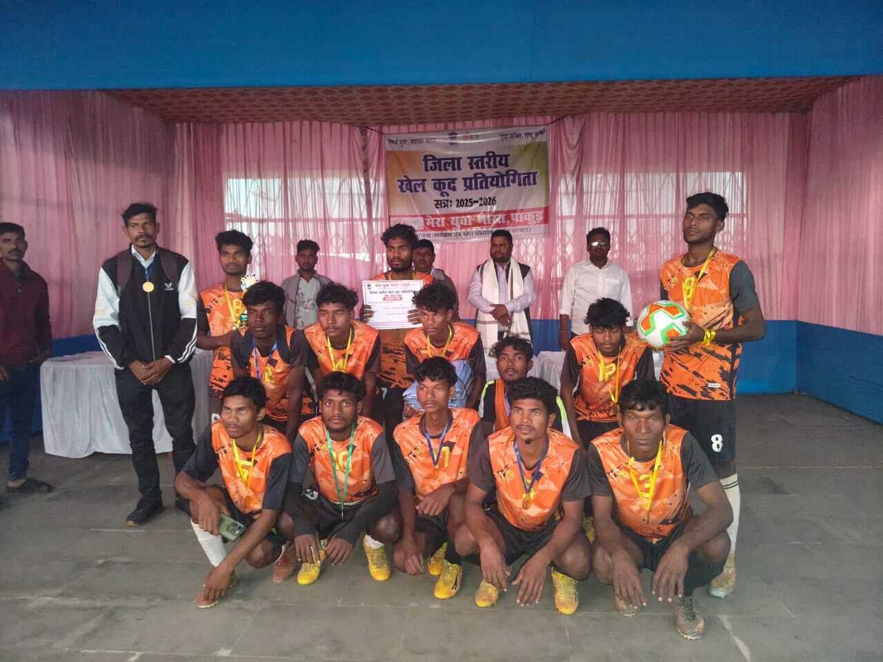 400 मीटर दौड़ में संजय, फुटबॉल में चांदनी क्लब विजेता