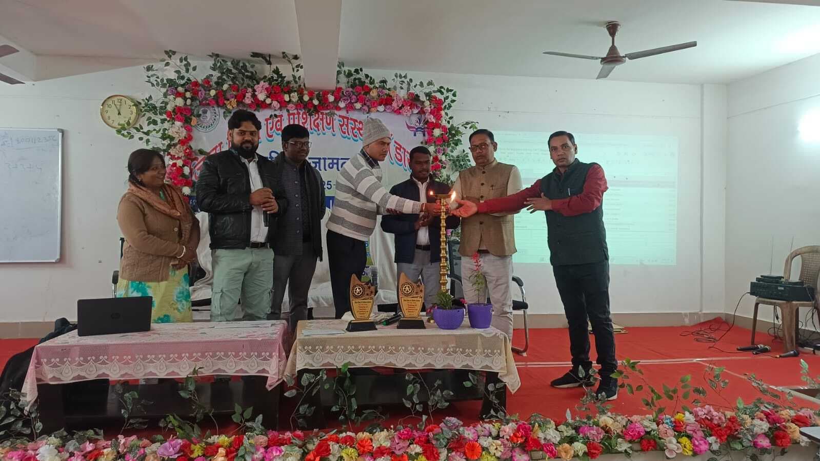 विद्यालयों में समानता का वातावरण विकसित करना जरूरी : प्राचार्य