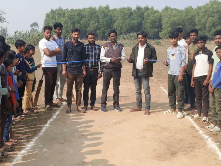 महुला की टीम ने जीता फ्री हैंड क्रिकेट मैच