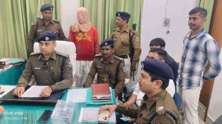 पुसौली गोलीकांड का मुख्य आरोपित गिरफ्तार, कारतूस व मोबाइल बरामद