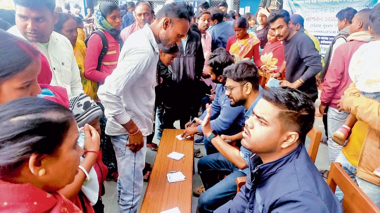 दो कैंपस सिस्टम के खिलाफ इंटर्न डॉक्टरों का विरोध तेज