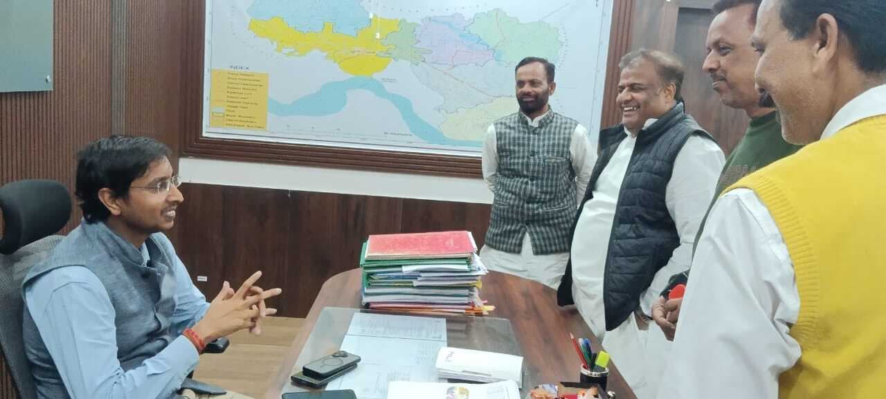 अतिक्रमण हटाने के नाम पर पुलिस व्यापारियों को पहुंचा रही नुकसान: डॉ चंदन