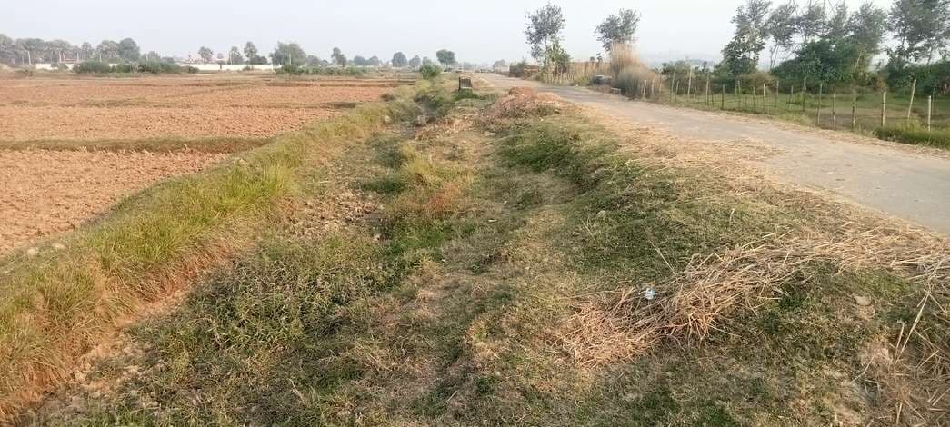 डांड भौरा बराज परियोजना की नहर की जीर्ण-शीर्ण स्थिति से किसानों में चिंता