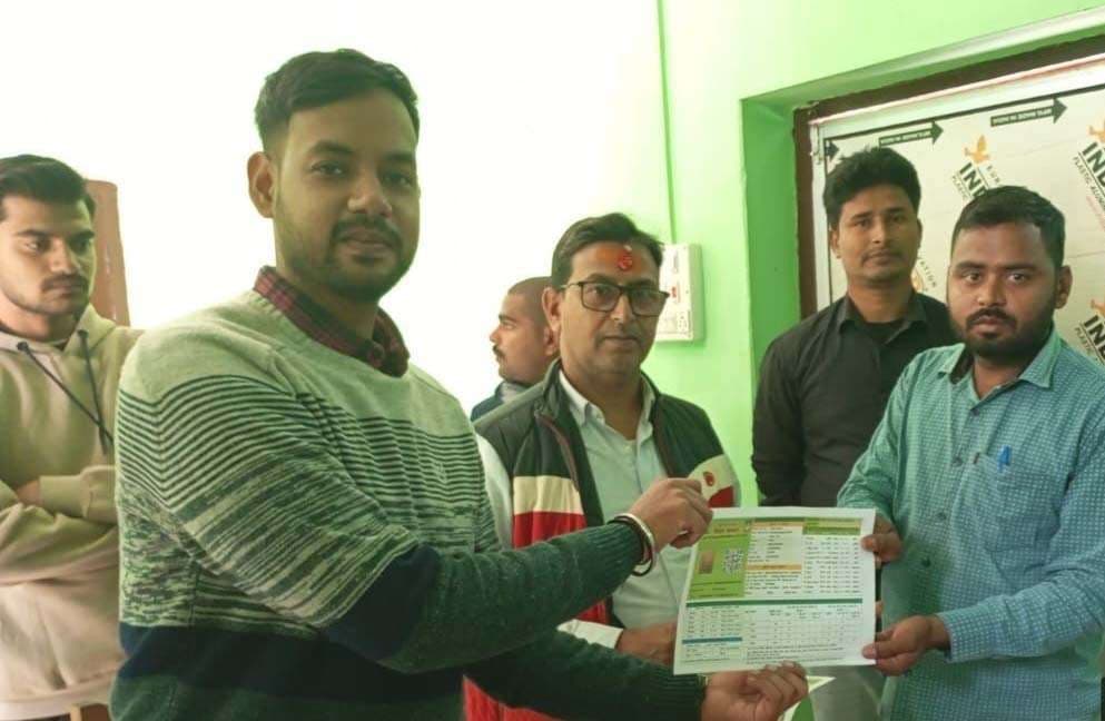 सूर्यगढ़ा में 40 किसानों के बीच मृदा स्वास्थ्य कार्ड वितरित