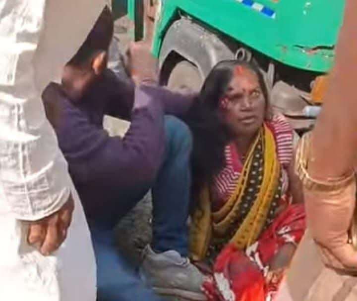 Bokaro News : पिकअप वैन के धक्के से ऑटो सवार की मौत