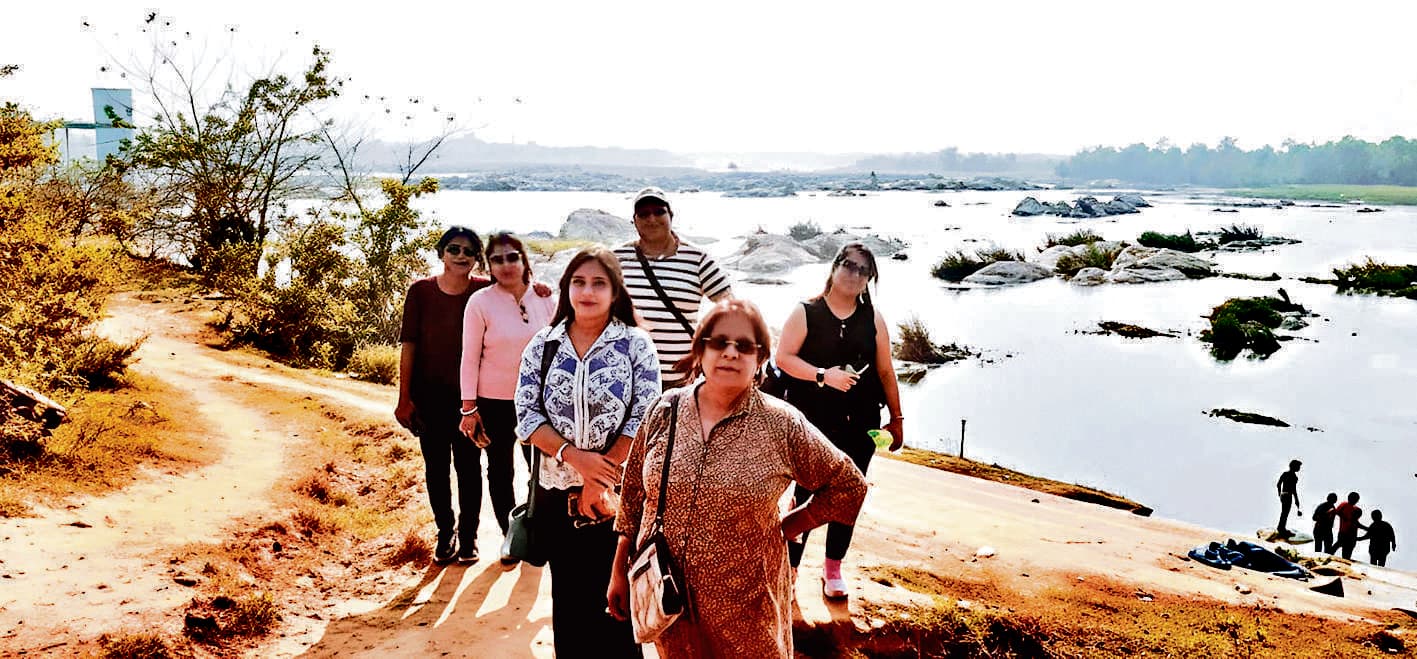 East Singhbhum News : पर्यटकों को पसंद आ रही घाटशिला की प्रकृति