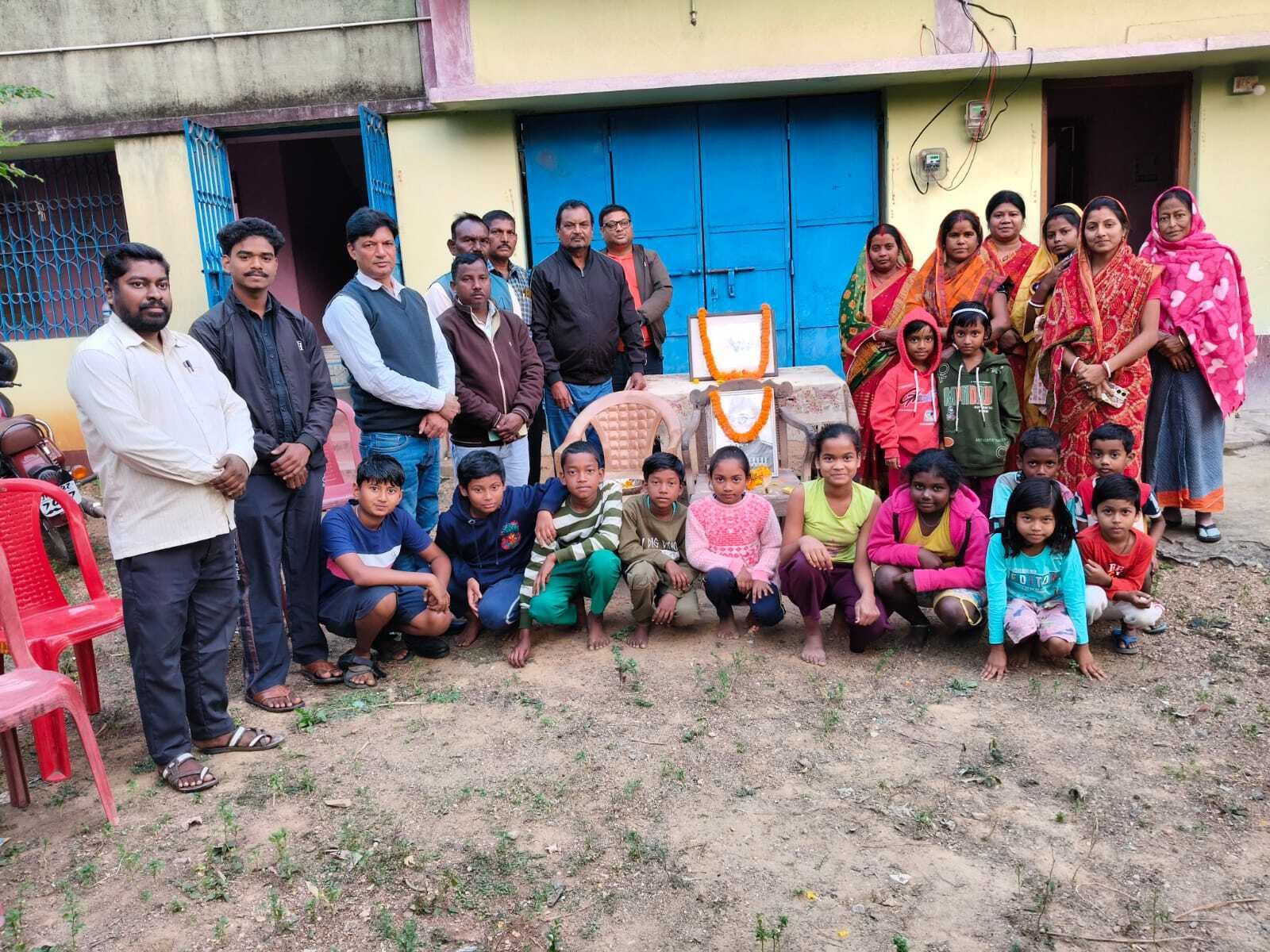 East Singhbhum News : कालिकापुर में नेताजी सुभाष चंद्र का आगमन दिवस मना