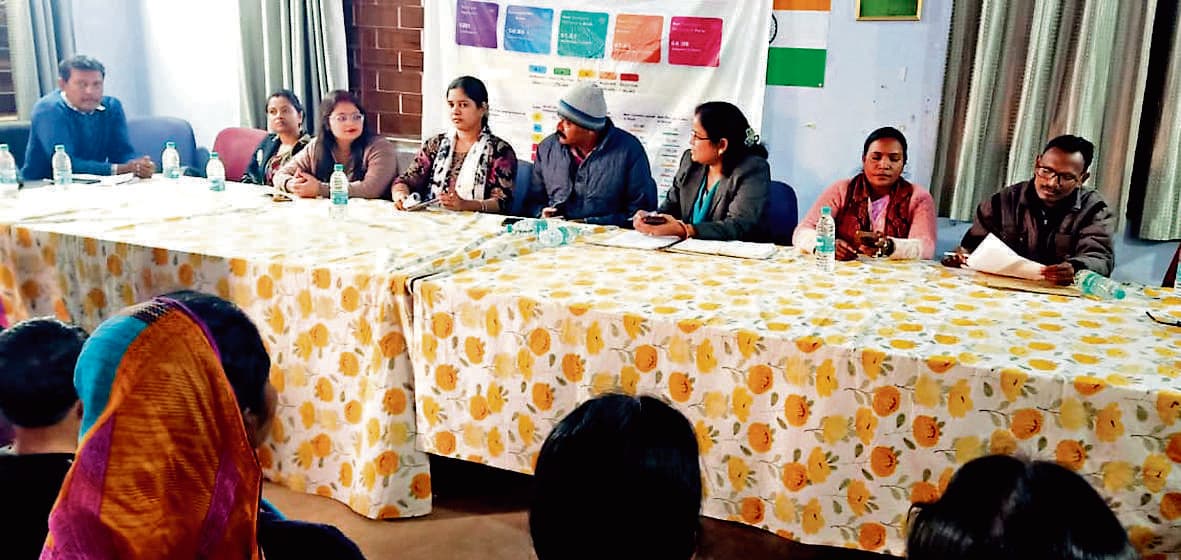 East Singhbhum News : छह महीने में सोलर बिजली से रोशन होगा नरसिंहगढ़ : बीडीओ