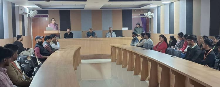 स्वस्थ मिट्टी से ही सुरक्षित भविष्य का निर्माण संभव