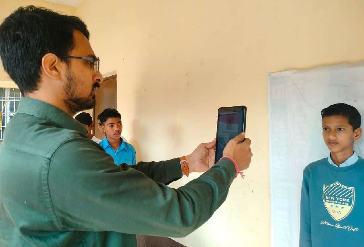 स्कूलों में चेहरे की पहचान कर छात्रों की ली जाएगी हाजिरी