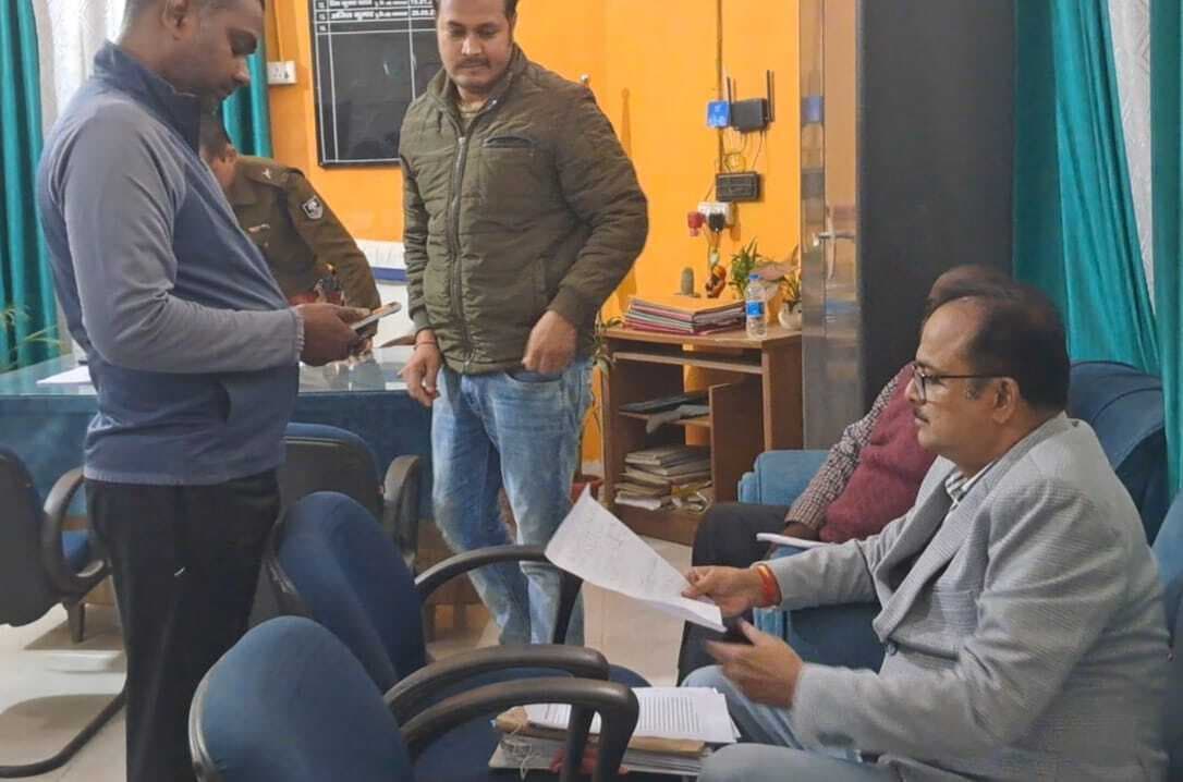 Samastipur News:ओडिसा एसएससी पेपर लीक मामले में समस्तीपुर पहुंची क्राइम ब्रांच की टीम, एक आरोपित को किया गिरफ्तार