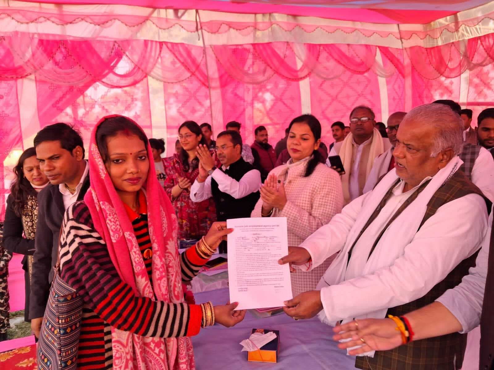 hajipur news. जीविका ने महिलाओं के आर्थिक व सामाजिक सशक्तीकरण में निभाई महत्वपूर्ण भूमिका : मंत्री