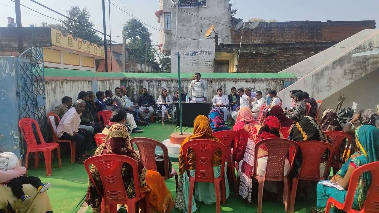 आदर्श पंचायत बनाने के लिए सामूहिक सहयोग व समन्वय का संकल्प