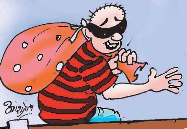 Deoghar news : विशेष प्रमंडल के एइ के आवास का ताला तोड़कर 1.10 लाख कैश व आभूषण चोरी