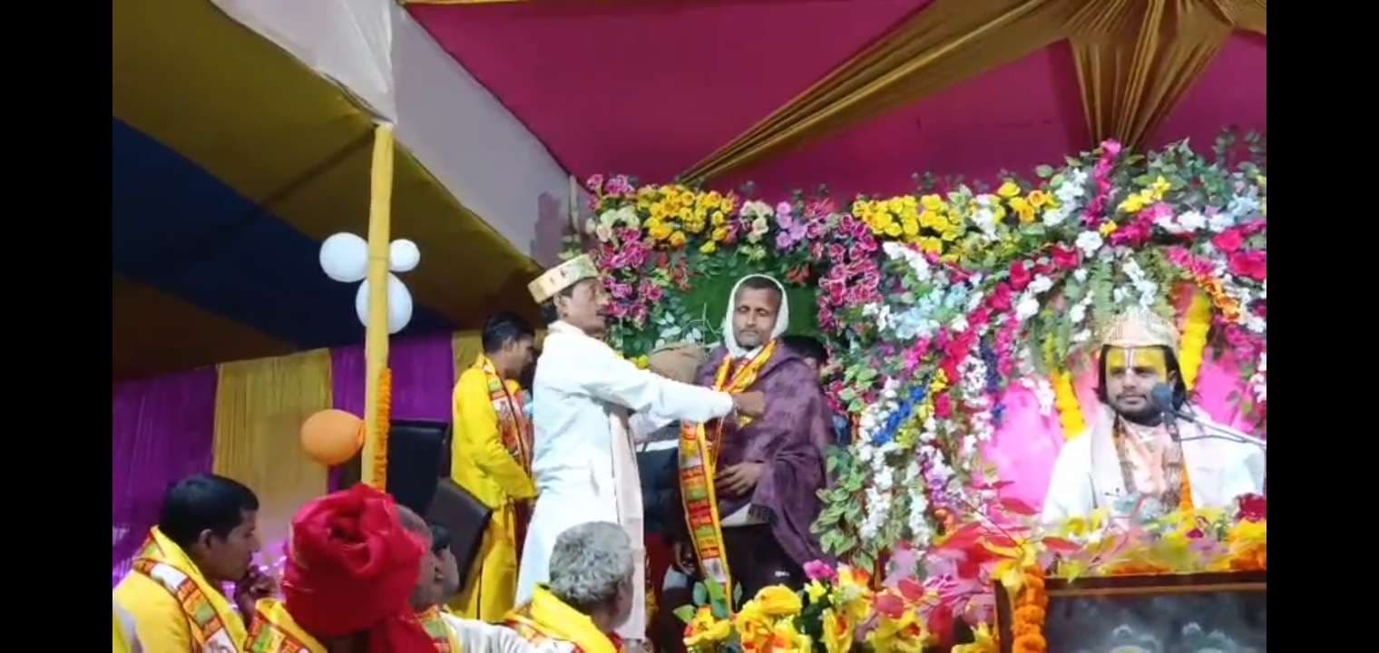 Madhubani News : भगवान श्रीकृष्ण के जन्मोत्सव पर झूमे श्रद्धालु