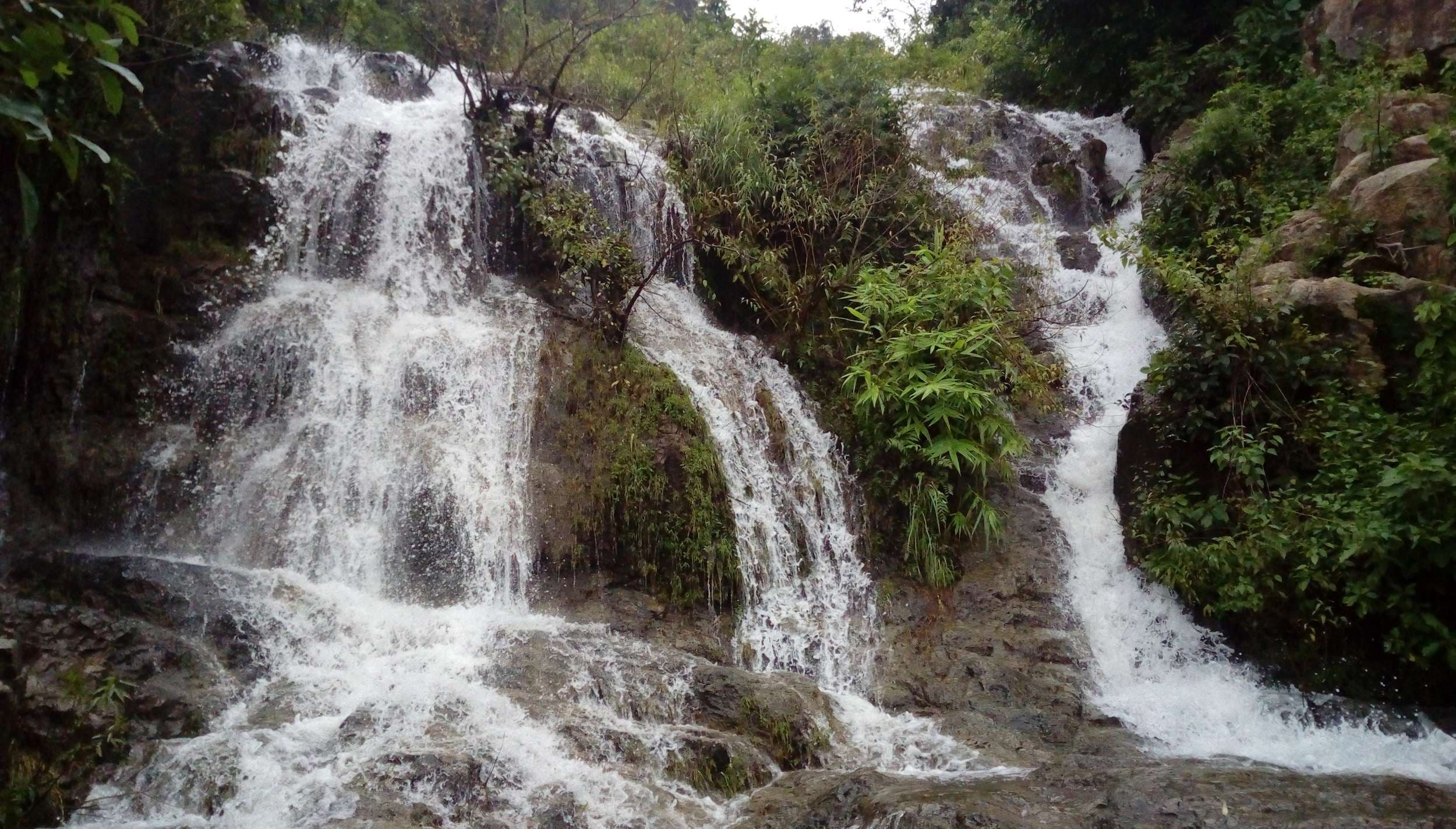 Bokaro News : सेवाती घाटी : दो राज्यों को जोड़ती रोमांच व सौंदर्य से भरी घाटी