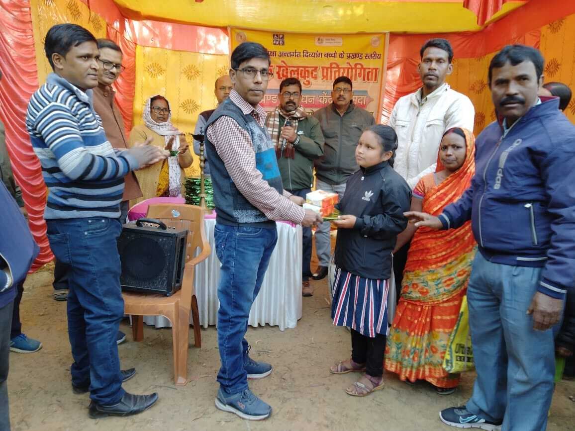 East Singhbhum News : 50 मीटर दौड़ में राकेश महतो और म्यूजिकल चेयर रेस में राजवीर प्रथम