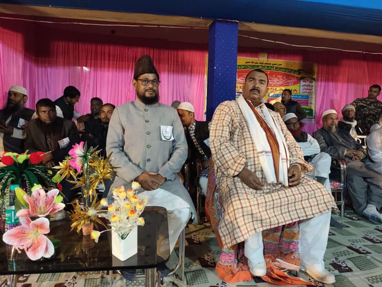 बटराहा में हुआ जलसा का समापन