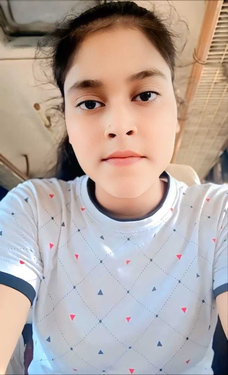 साहसिक शिविर में भाग लेने के लिए बीएनएमयू के दो विद्यार्थी रवाना